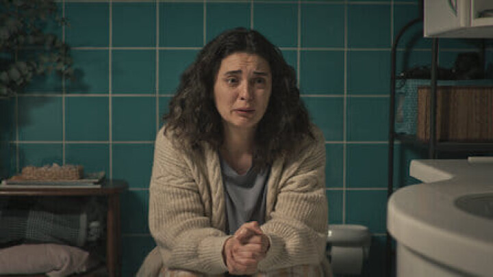 S01E02