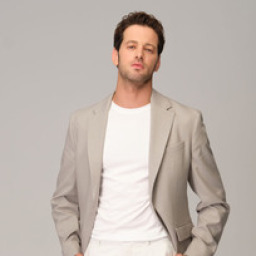 Rami Narin as Alp Velioğlu in Karadut
