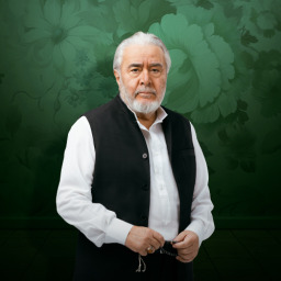 Uğur Yücel as Hasan Başkaya in Sandık Kokusu