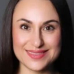 Gülden Baş as Bahar in Yüzlesme