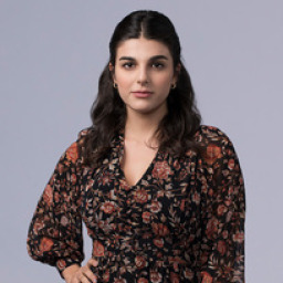 Melisa Bostancıoğlu as Şükran Elmas in Zembilli