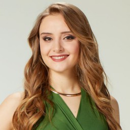 Rümeysa Arslan as Deniz Cengiz