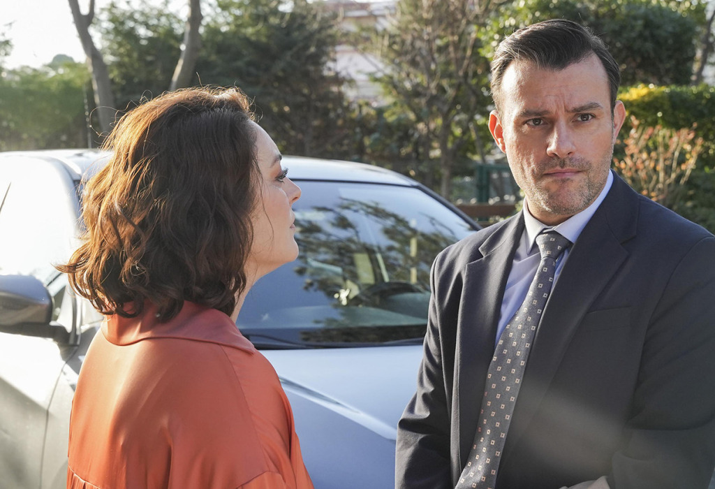 First Look: 'Başka Bir Gün' on atv (Cast + Plot Summary)