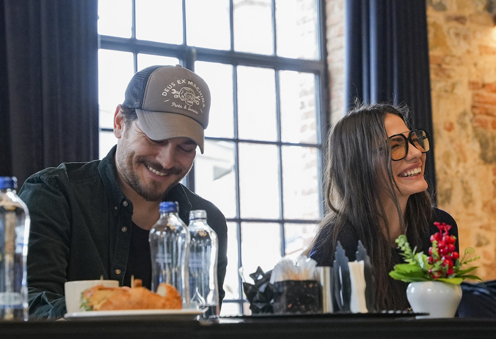First Look: 'Eşref Rüya' on Kanal D (Cast + Plot Summary)