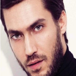 Berk Hakman as Ertan Demir in Kaçak