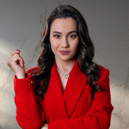 Elif Hilal Yalçın as Pelin