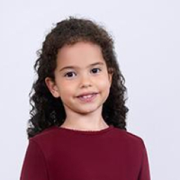 Yade Arayici as Kader