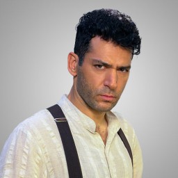 Murat Yıldırım as Aziz Payidar