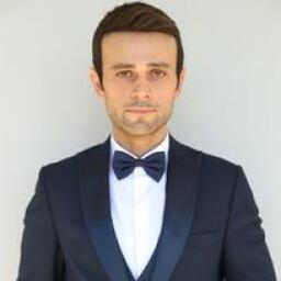 Kerem Arslanoğlu as Serhan Karaaslan