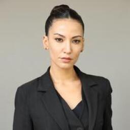 Cemre Melis Çınar as Mihri Soytürk in Aynadaki Yabancı
