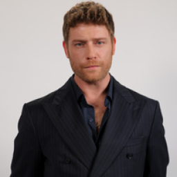 Mustafa Açılan as Mehmet Maçari