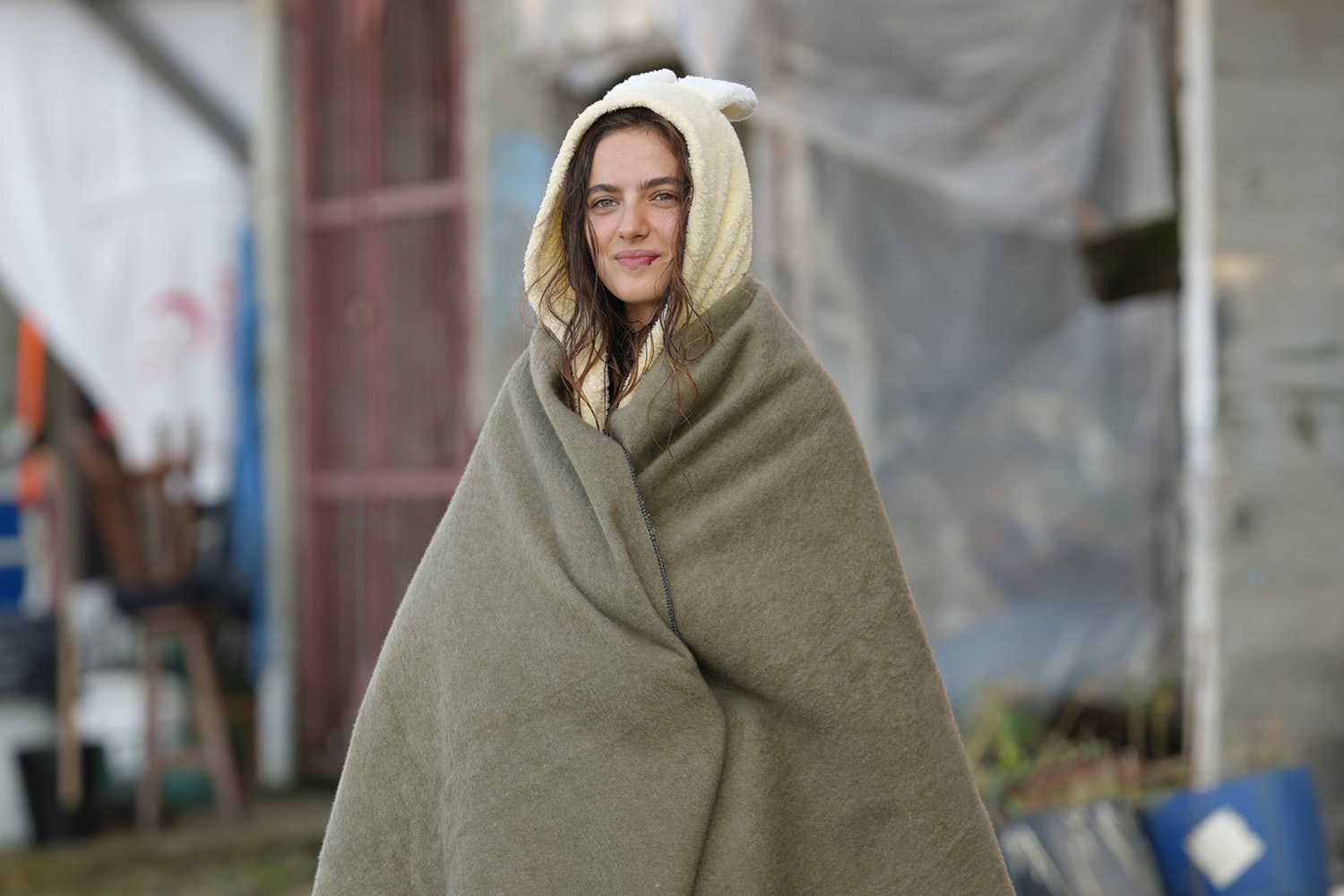 Taşacak Bu Deniz Season 1 Episode 2 Summary Photos Trailers 