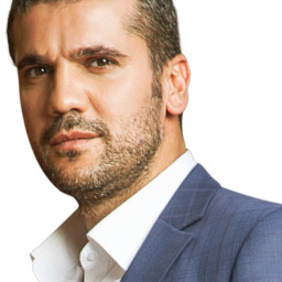 Ufuk Şen as Devran Kirman
