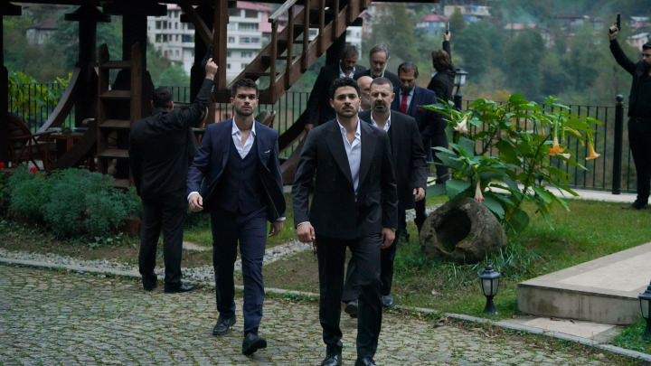 S01E09