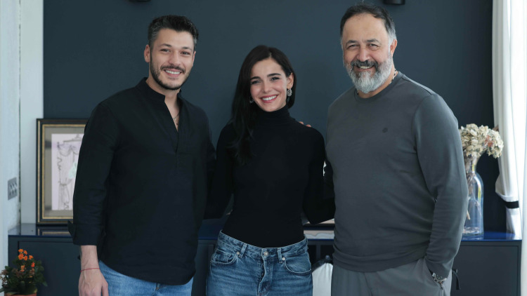 First Look: 'Mercan Köşk' on atv (Cast + Plot Summary)