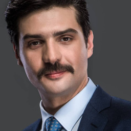 Cemal Toktaş as Mustafa in Daha 17
