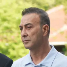 Hakan Yılmaz as Hulusi