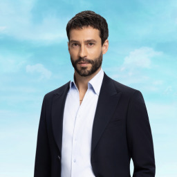 Ekin Koç as Kadir