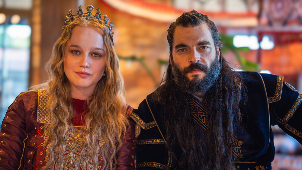 First Look: 'Aşk ve Taht' on atv (Cast + Plot Summary)