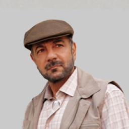 Kerem Alişik as Sadik Karliova
