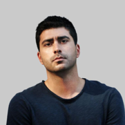 Doğukan Güngör as Mehmet Karliova