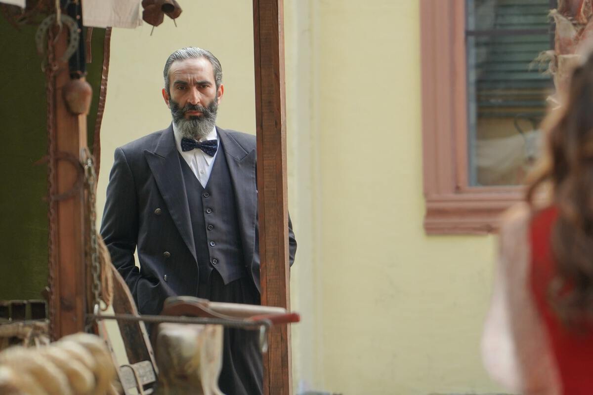 Aziz Season 1 Episode 26 Dizilah