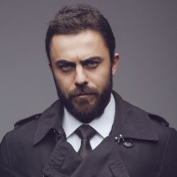 Eren Hacısalihoğlu as Demiray Hazan