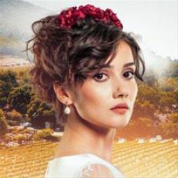 Sevda Erginci as İpek Gencer in Sevgili Geçmiş