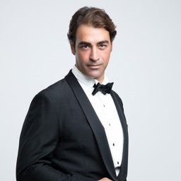 Sarp Levendoğlu as Ahmet