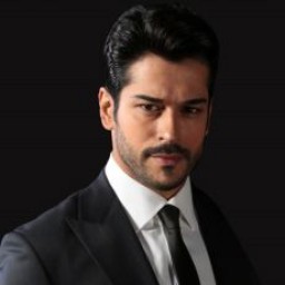 Burak Özçivit as Kemal in Kara Sevda