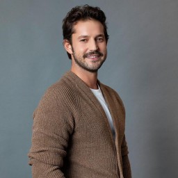 Ahmet Kayakesen as Tuncay Koraslan