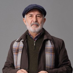 Ali Sürmeli as Orhan Koşaner