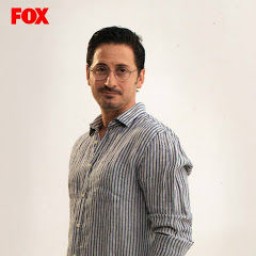Murat Han as Mehmet