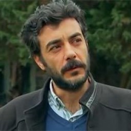 Kadir Özdal as Tayfun