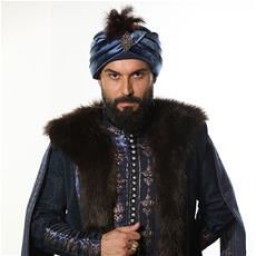 Ali Ersan Duru as Mahmud II