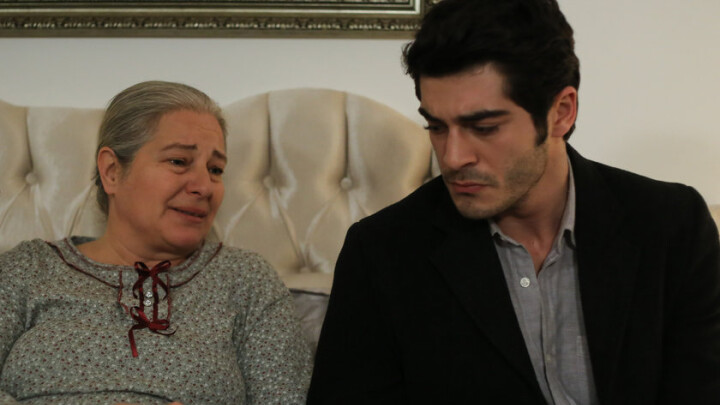 Aşk Laftan Anlamaz: Season 1, Episode 30 Image