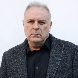 Burak Sergen as Baykal (Beyefendi)