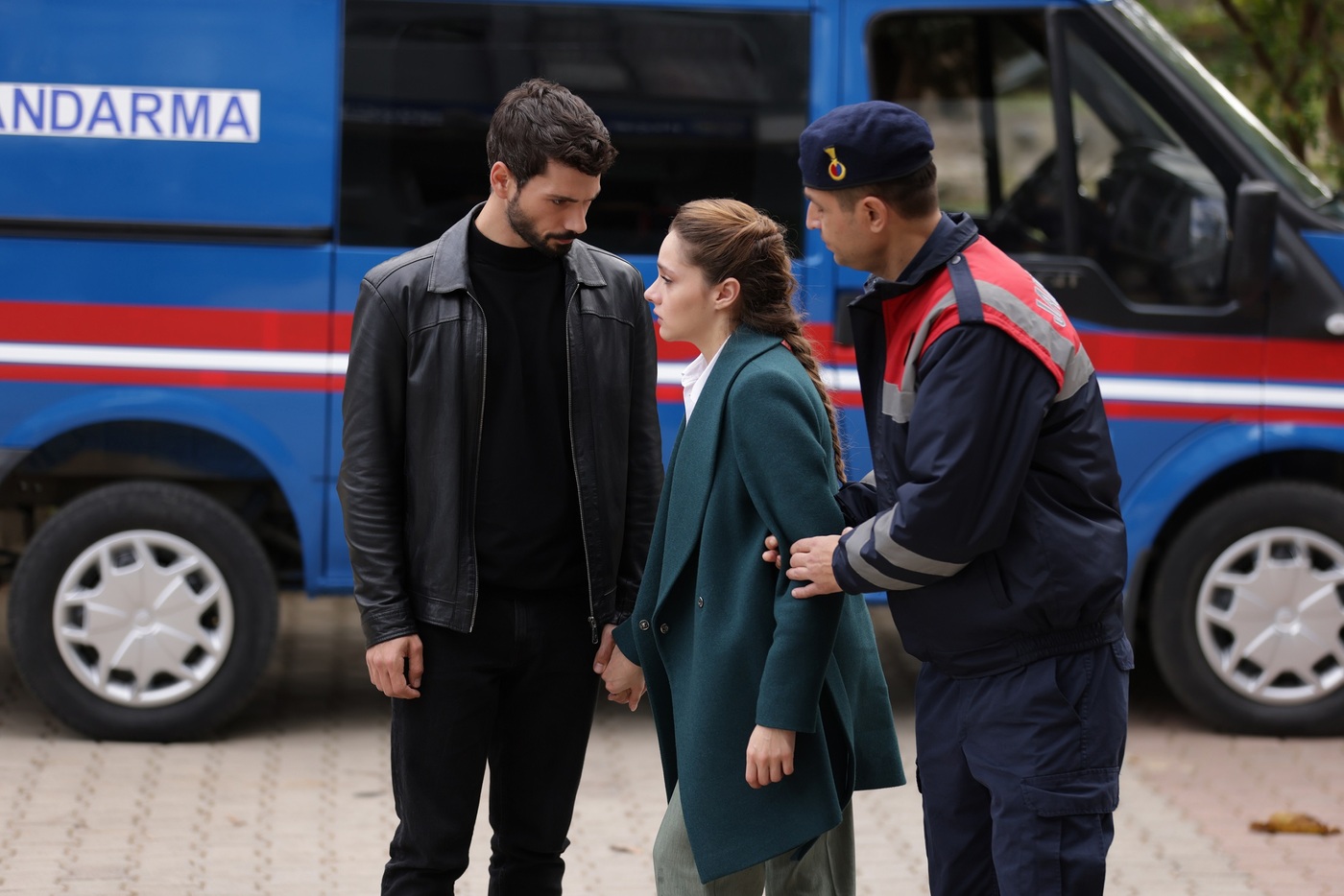 Hudutsuz Sevda (The Brave): Season 1, Episode 8 - Dizilah