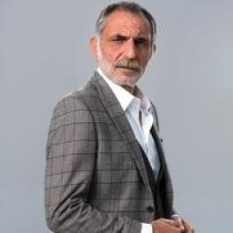 Gürkan Uygun as Yahya Aldemir