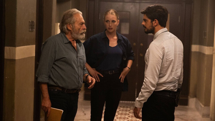 S01E08