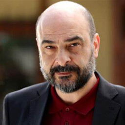 Murat Daltaban as Mithat Ateş in Menekse ile Halil